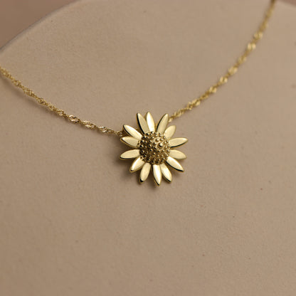 Daisy Necklace