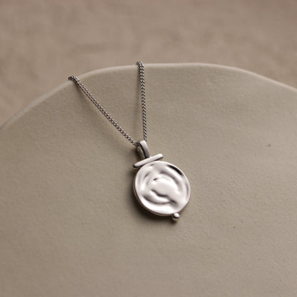 Signature Medallion